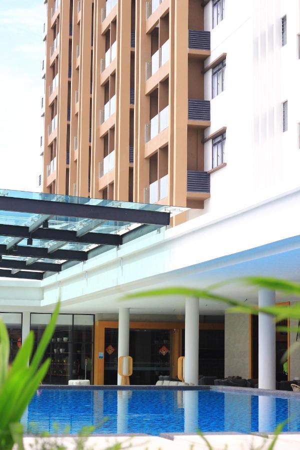 แอมเวอร์ตัน โคฟ กอล์ฟ แอนด์ ไอแลนด์ รีสอร์ต Hotel บันติง ภายนอก รูปภาพ