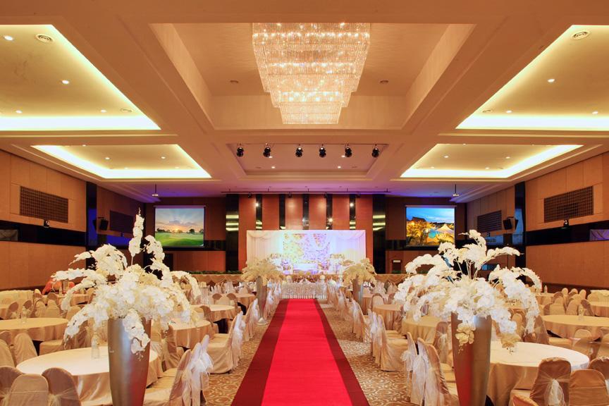 แอมเวอร์ตัน โคฟ กอล์ฟ แอนด์ ไอแลนด์ รีสอร์ต Hotel บันติง ภายนอก รูปภาพ