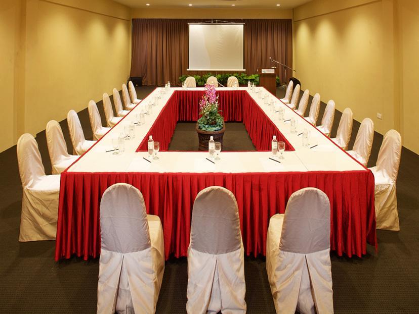 แอมเวอร์ตัน โคฟ กอล์ฟ แอนด์ ไอแลนด์ รีสอร์ต Hotel บันติง ภายนอก รูปภาพ